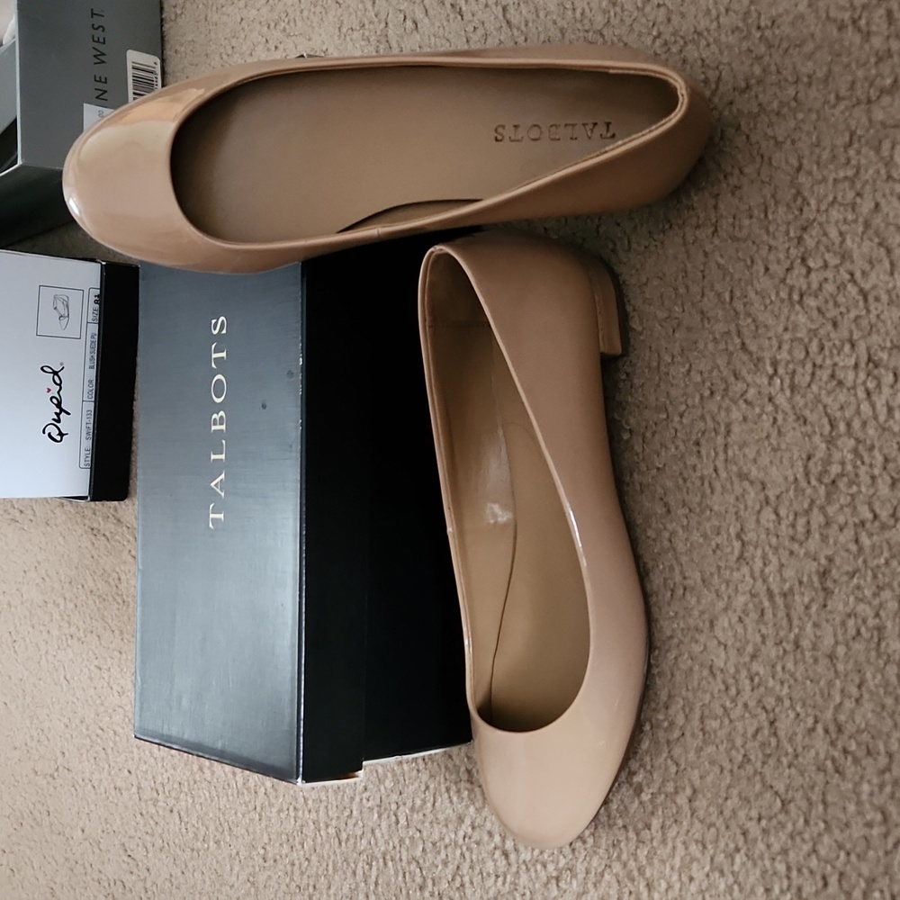 Talbots Crisa4 flats New In Box